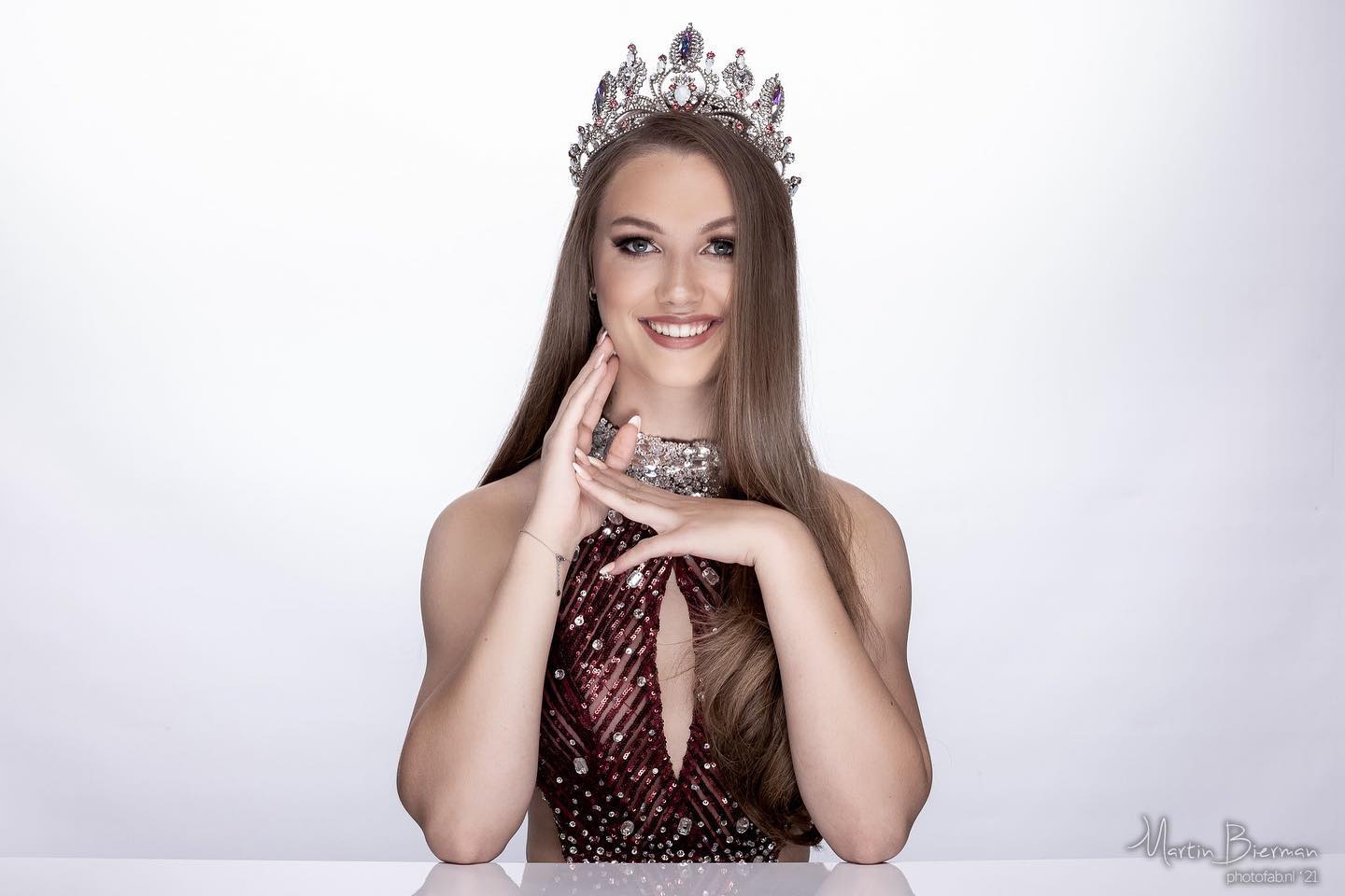 10 questions for Miss Teen of the Netherlands 2020/2021, Anne Brouwer ...